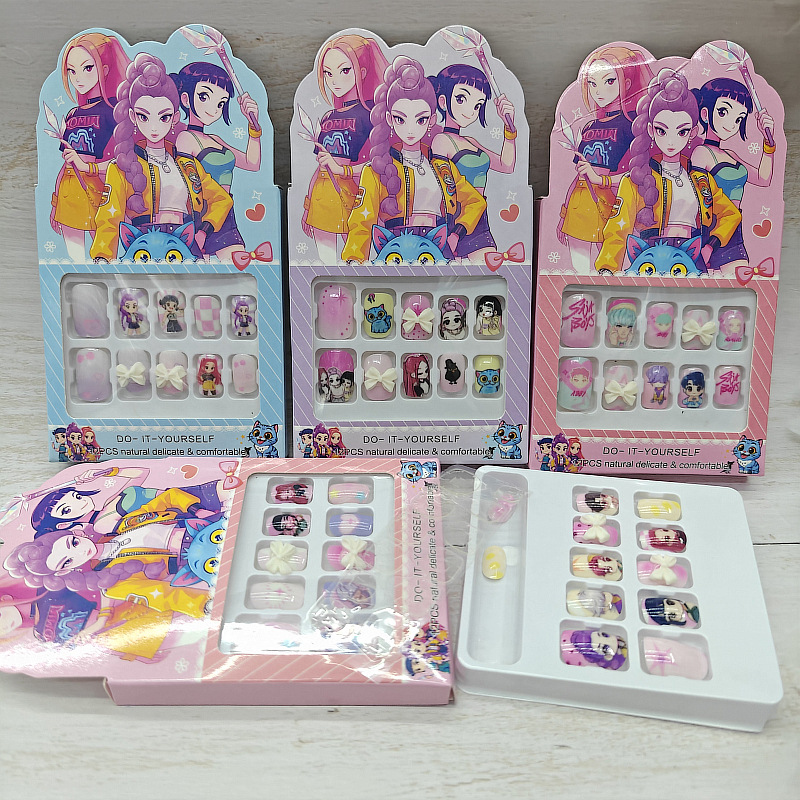 Girl Group Boutique Cartoon DI - Anime Merchandise Nepal recensie en prijs